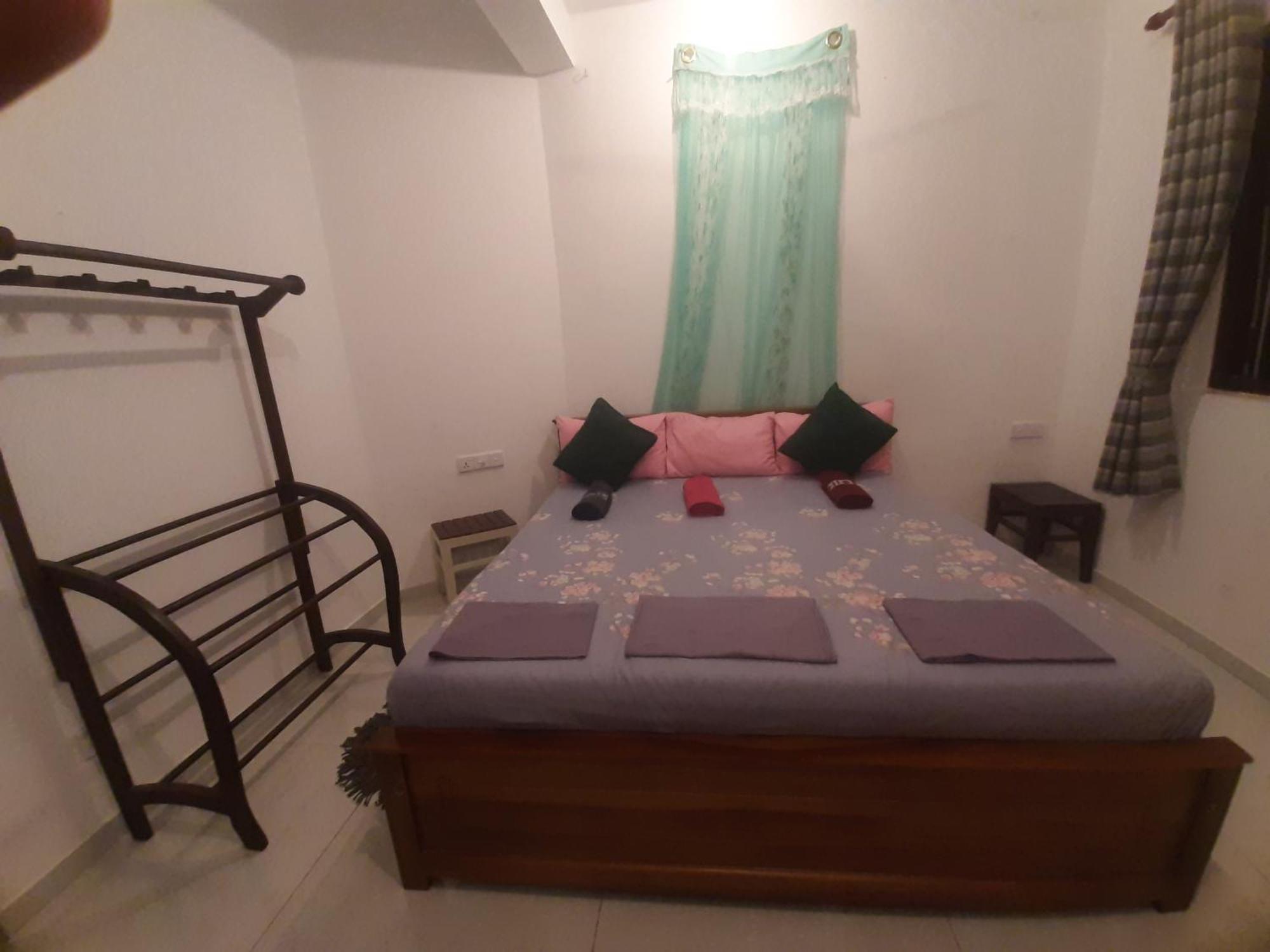 Weerakoon Garden Guest Otel Hikkaduwa Dış mekan fotoğraf