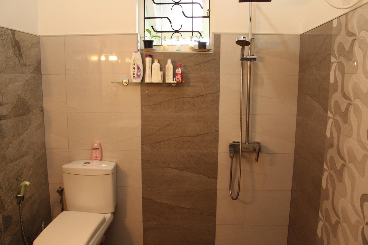 Weerakoon Garden Guest Otel Hikkaduwa Dış mekan fotoğraf
