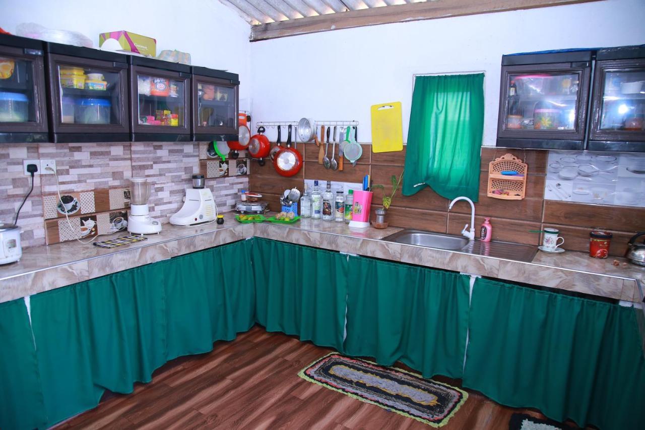Weerakoon Garden Guest Otel Hikkaduwa Dış mekan fotoğraf